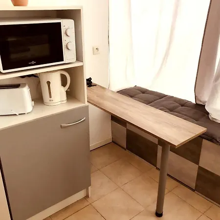 N2 Nomi Cosy Appartement *